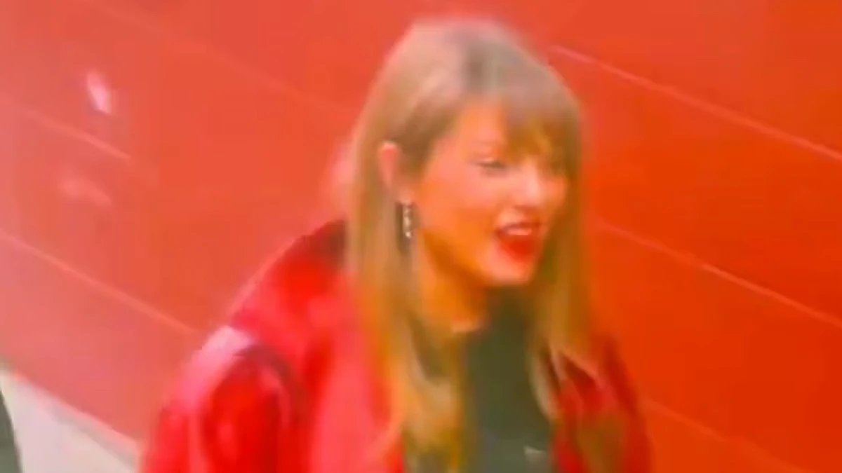 Stony-faced Taylor Swift watches on as fiance Travis Kelce and the Chiefs lose festive fixture