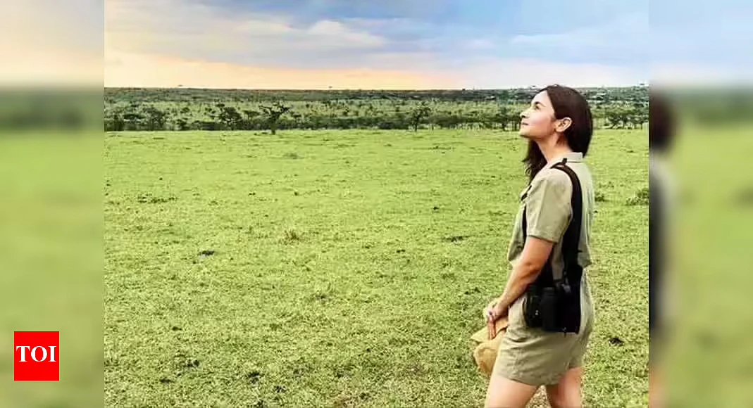 These celeb insta-travel pictures make vacations swoon-worthy