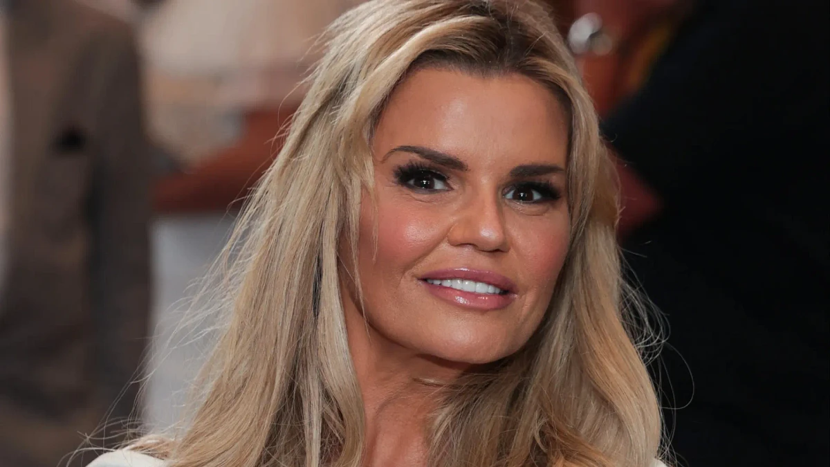Kerry Katona cashes in with money spinning new job just weeks after Katie Price tour chaos