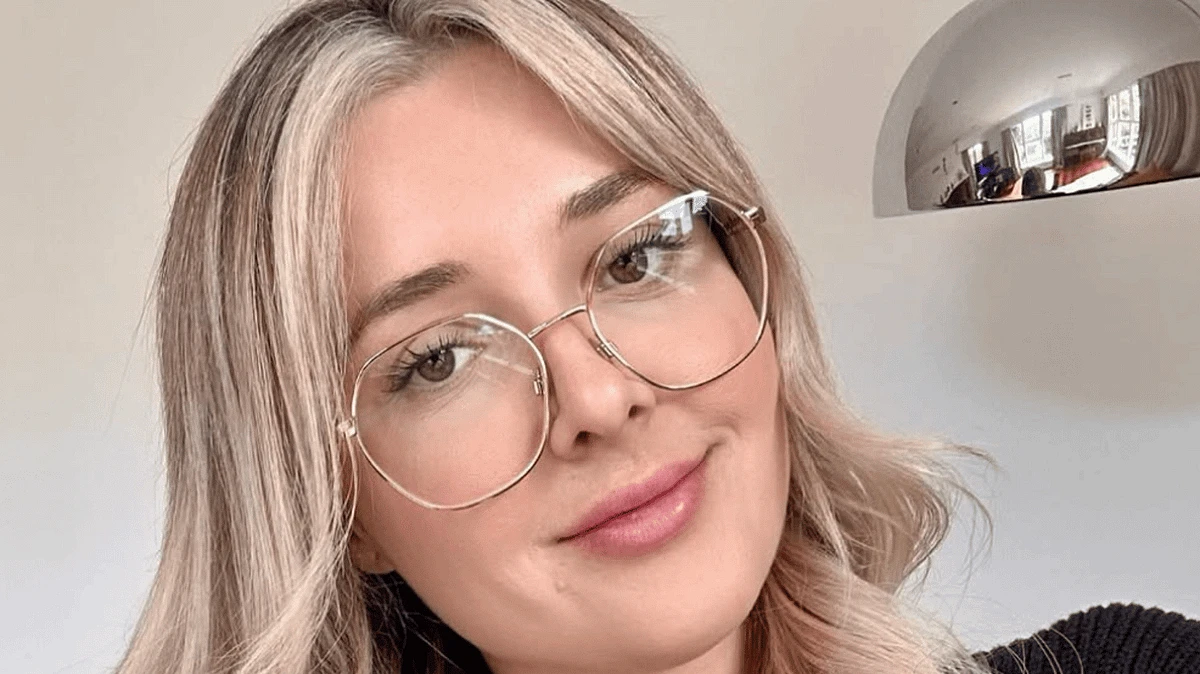 OnlyFans star who quit corporate job reveals what husband of 19 years really thinks about her joining adult industry