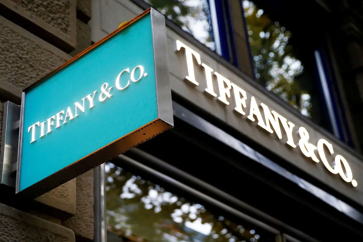 Stolen Tiffany fixture resurfaces in antique shop 40 years later