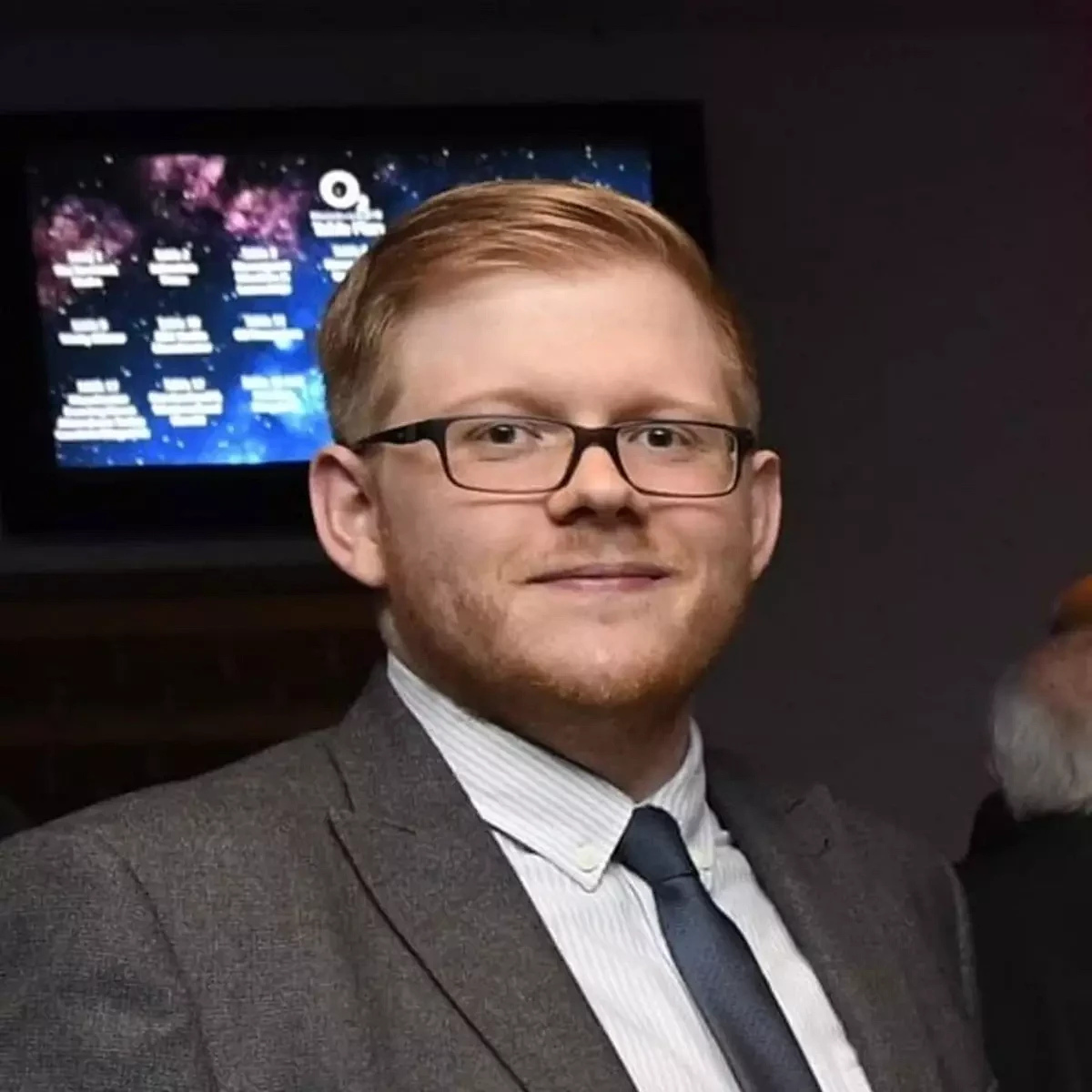 Tom Earnshaw | Page 29