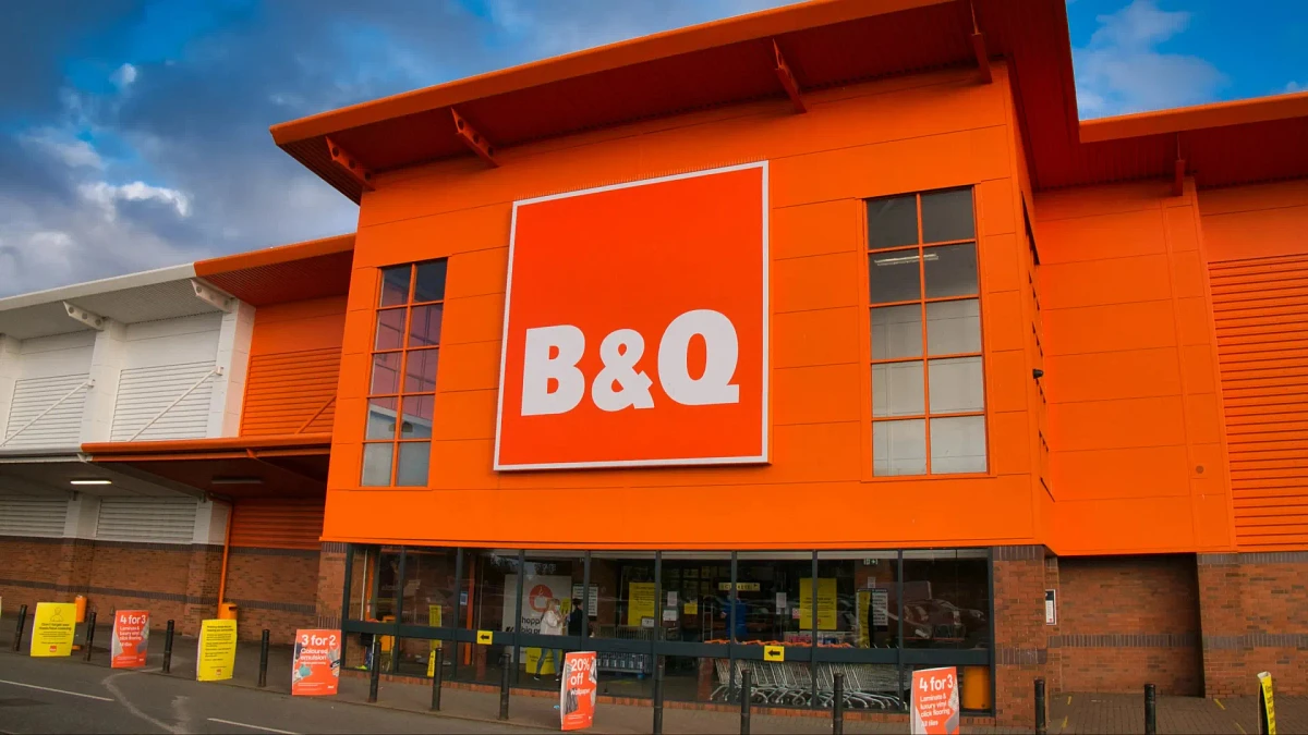 Ditch your tumble dryer, B&Q’s £8 gadget is perfect for saving space indoors this winter