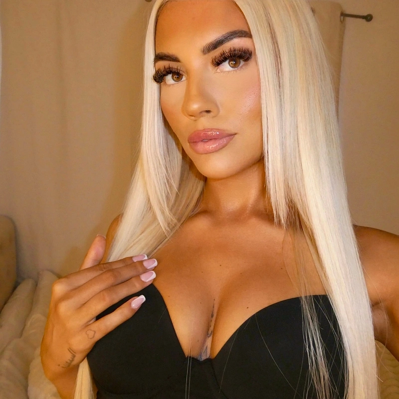 Ayesha⭐️