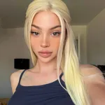 Céline Centino🍒