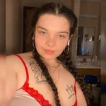 Debbiee🥰