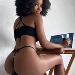 Larissa Silva🇧🇷Chocolate🍫