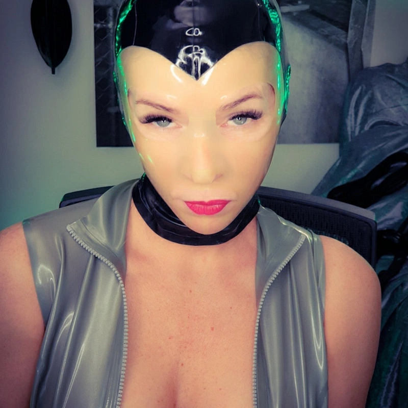 Latexrapture (Scarlett)