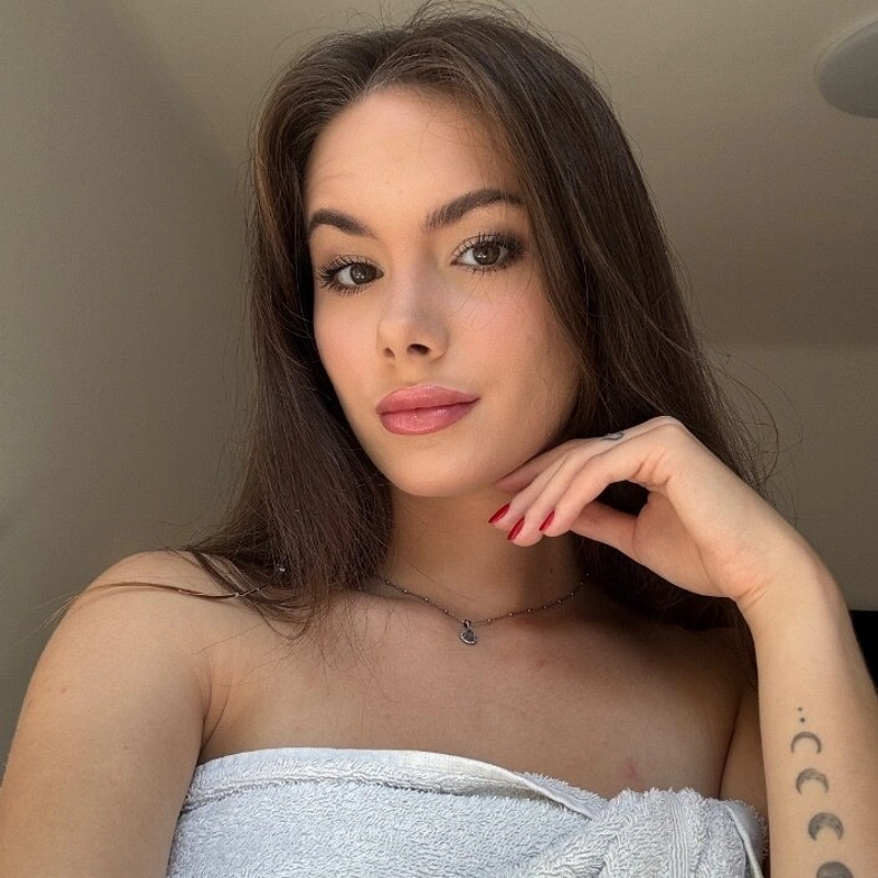 Liz Ocean