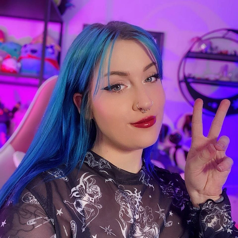 𝐋𝐮𝐧𝐚 𝐄𝐥𝐢𝐬𝐞🌙 big ass, bigger heart 🩷