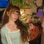 MS. FRIZZLE ⋆✮⋆࿔ RATED #1 REDHEAD ON OF
