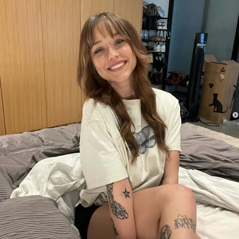 Sabrina (Link in Bio!)