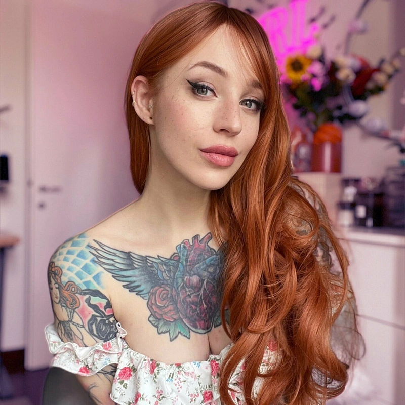 🎨Yana Sinner🦊 Tattooed Nerdy Redhead