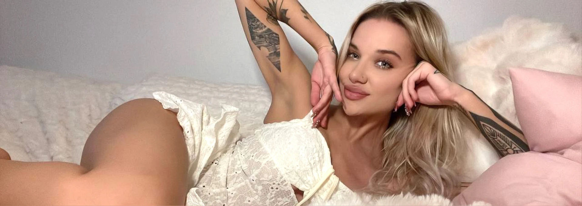 Alt Barbie💕🕷️ banner