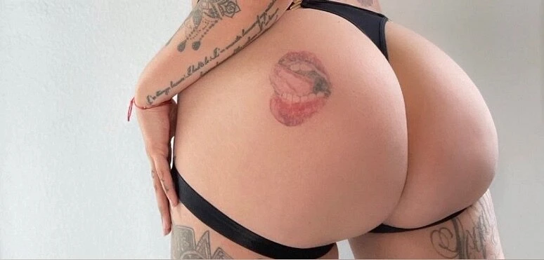 Ana Lorde #1 Boobs on Onlyfans banner
