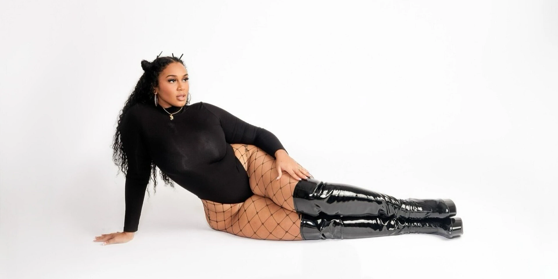 Anita Isabella banner