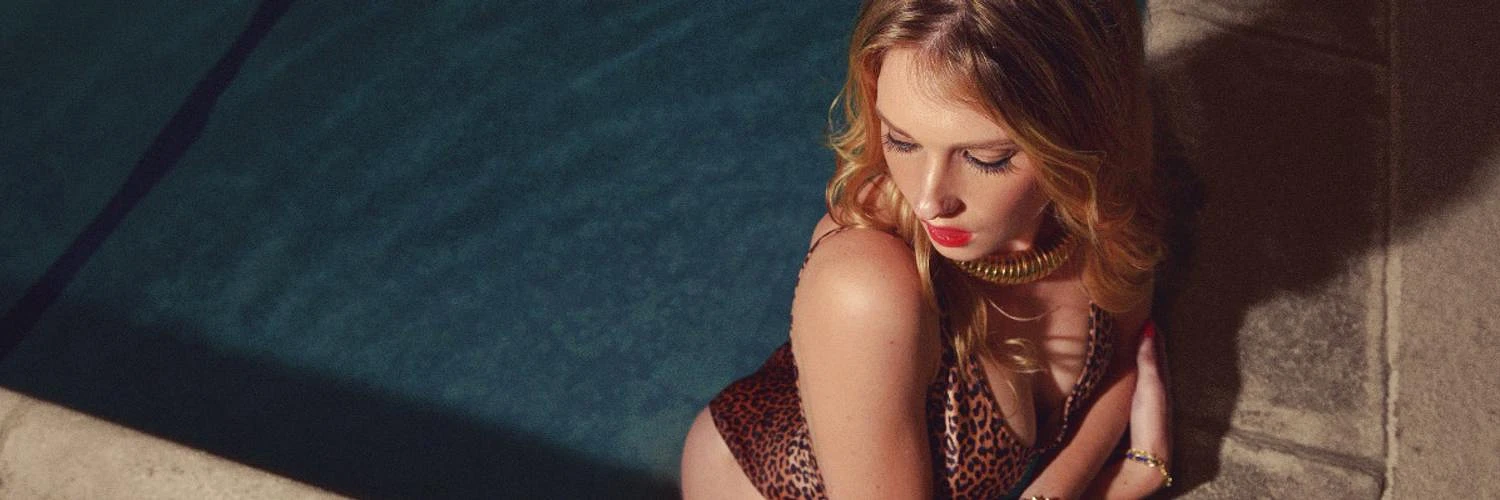 Ashley Lane π banner