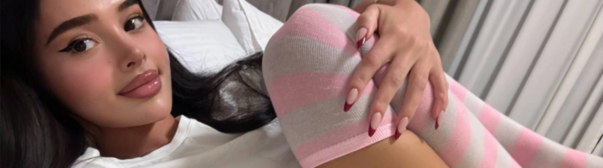 Isabella 🐰💕 banner