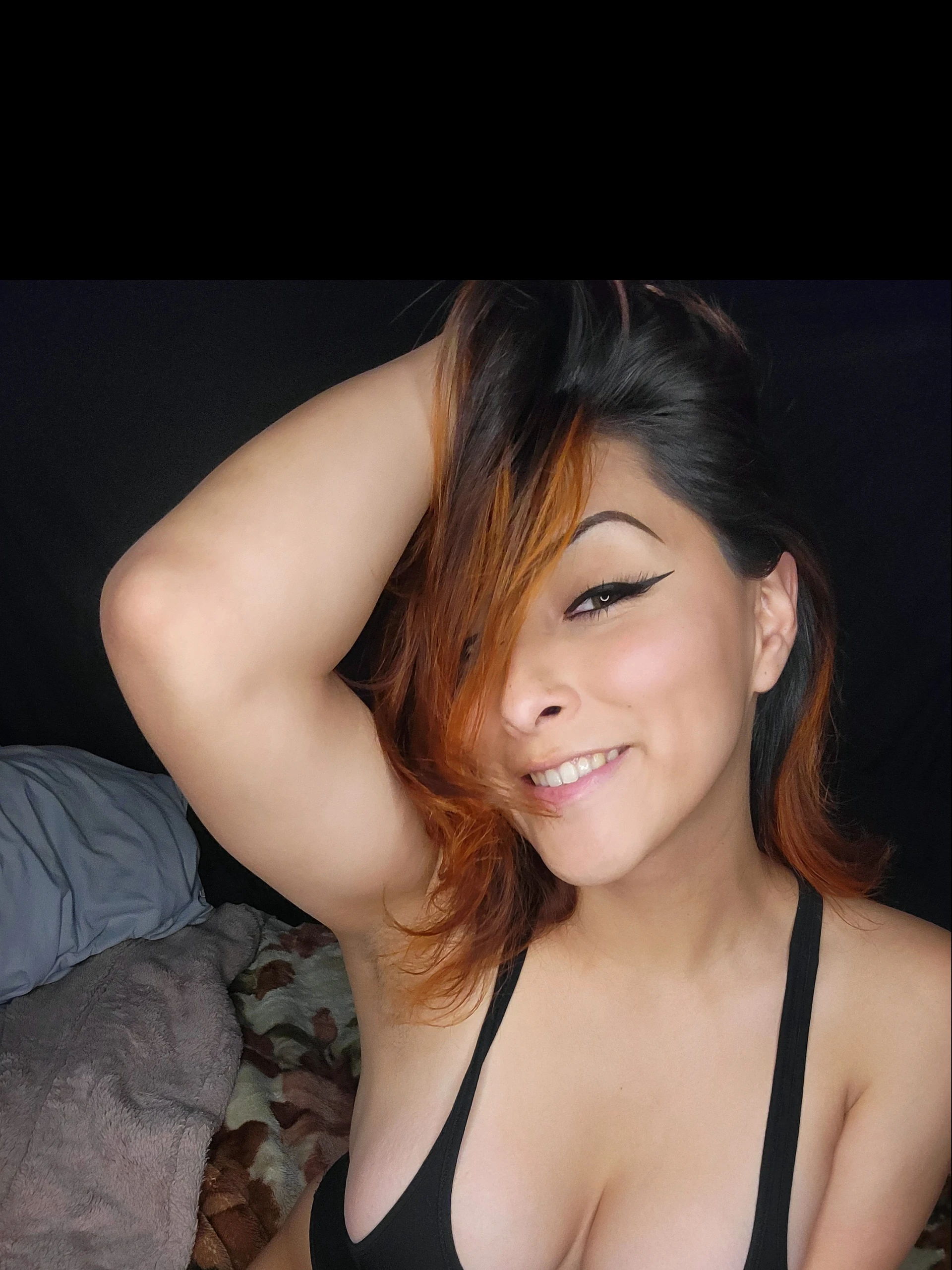 Nikki Mondragon 🐱 banner