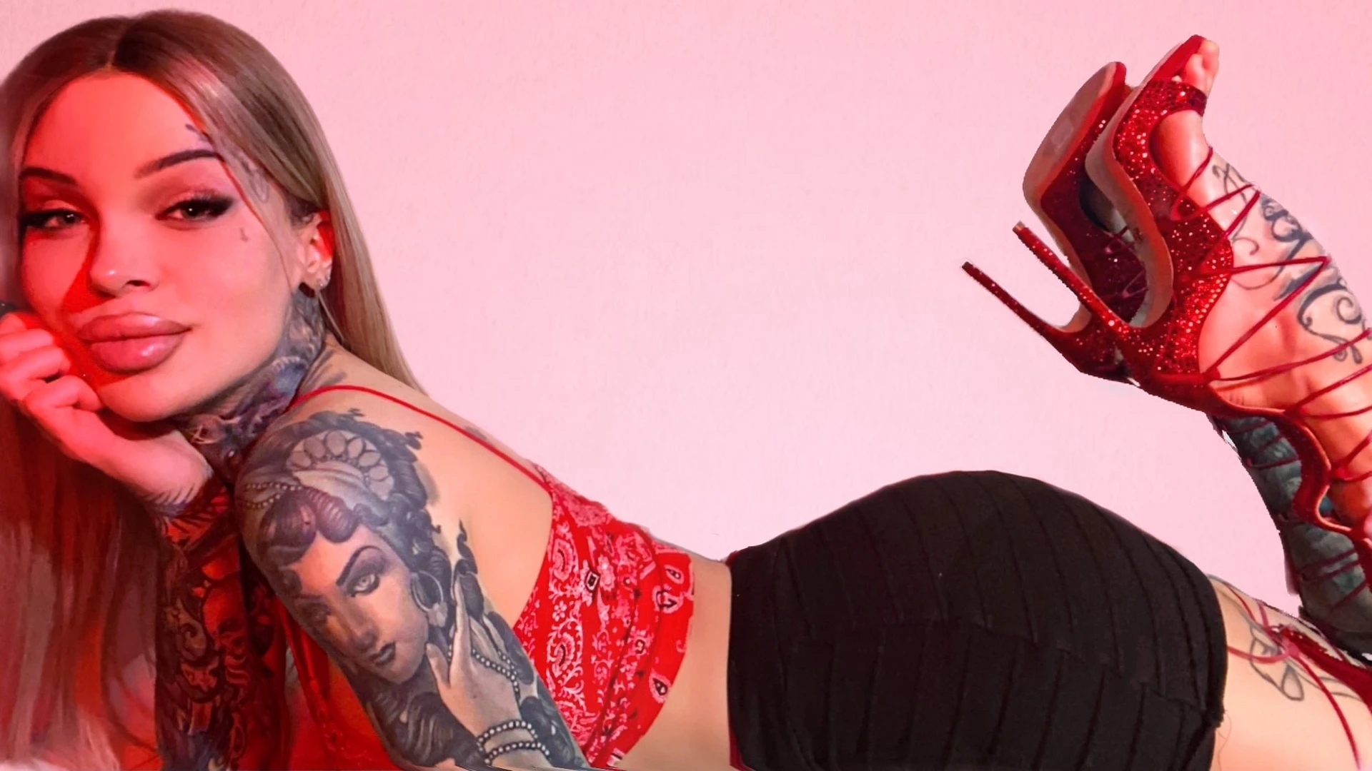 Emy Lee banner