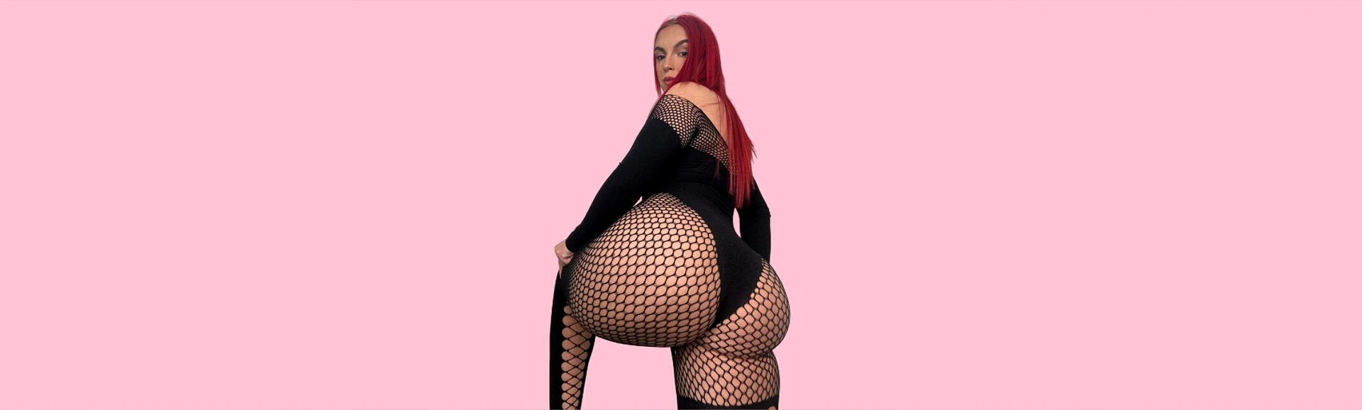 Tynnille 🫣FREEBIES in DMs!🫣 banner