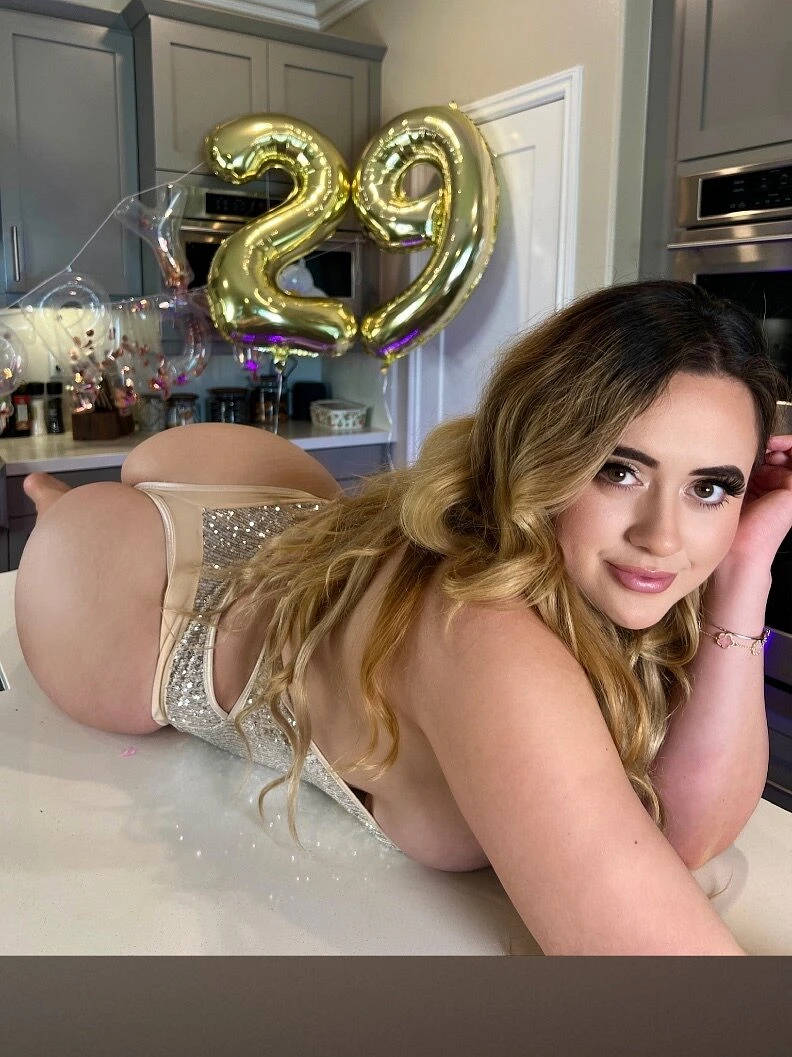 Veronica Rose banner